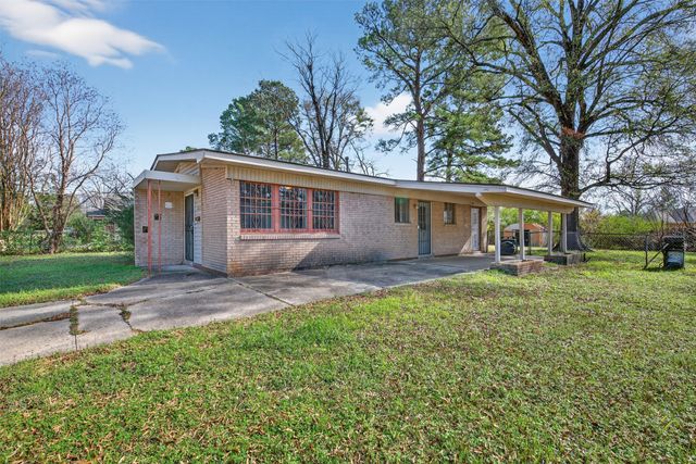 635 Browning Street, Shreveport, LA 71106