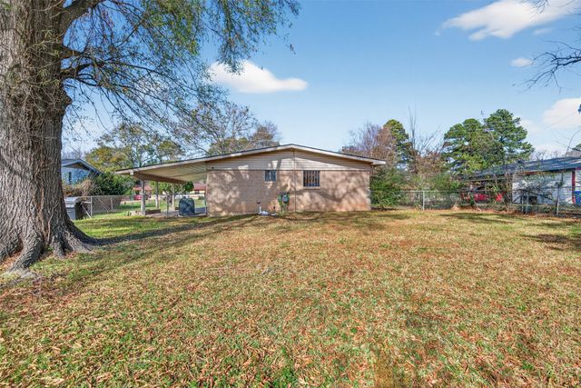 635 Browning Street, Shreveport, LA 71106