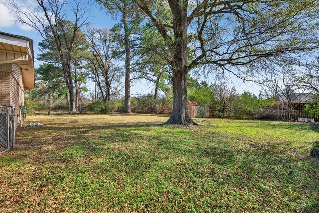 635 Browning Street, Shreveport, LA 71106