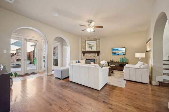 2325 Shoreham Circle, Lewisville, TX 75056