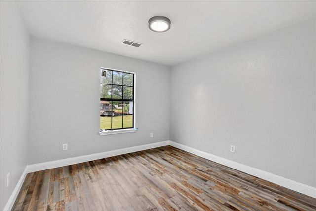 16001 County Road 4052, Kemp, TX 75143