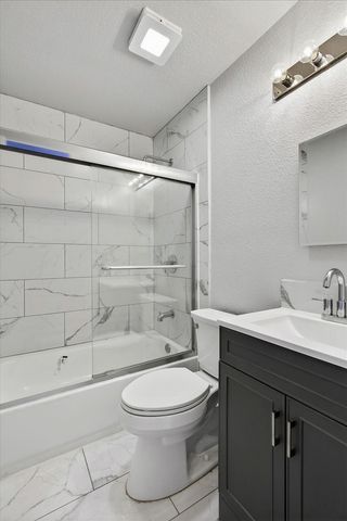 16001 County Road 4052, Kemp, TX 75143
