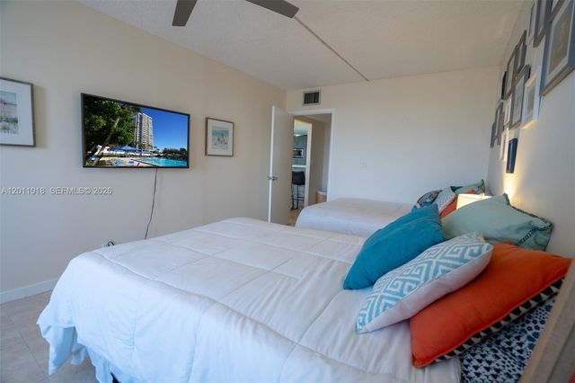 500 Three Islands Blvd 1008, Hallandale Beach, FL 33009
