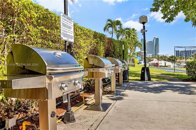 500 Three Islands Blvd 1008, Hallandale Beach, FL 33009