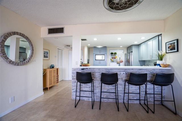 500 Three Islands Blvd 1008, Hallandale Beach, FL 33009