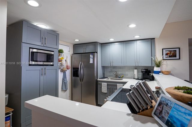 500 Three Islands Blvd 1008, Hallandale Beach, FL 33009