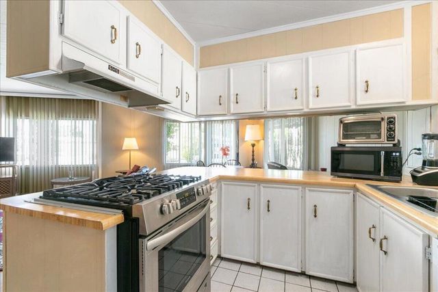 282 Saguaro Dr. Drive, Palm Springs, CA 92264
