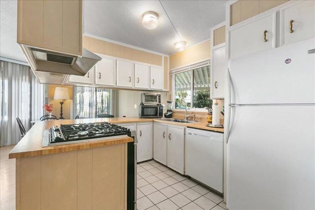 282 Saguaro Dr. Drive, Palm Springs, CA 92264