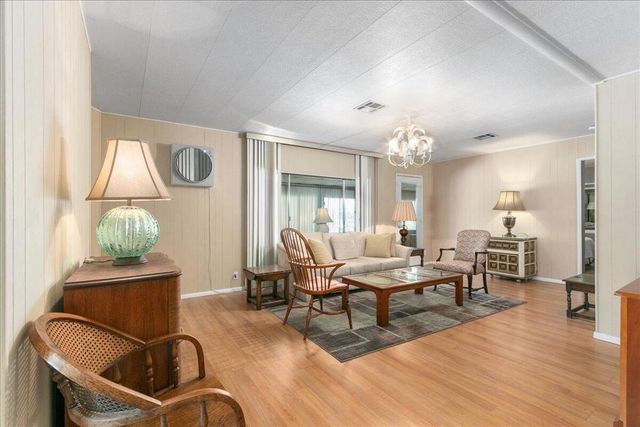 282 Saguaro Dr. Drive, Palm Springs, CA 92264