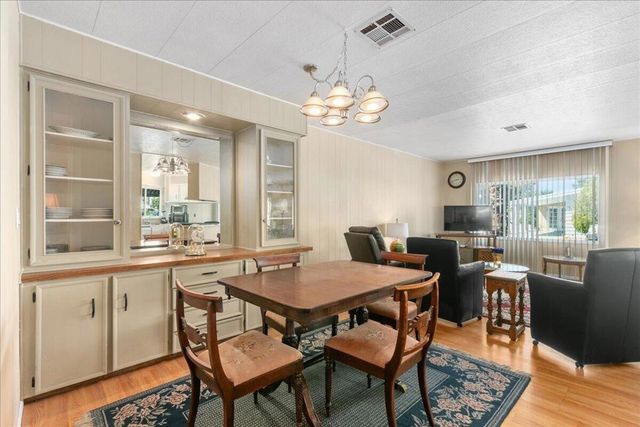 282 Saguaro Dr. Drive, Palm Springs, CA 92264