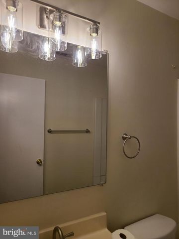 506 ASHTON LN #506, New Castle, DE 19720