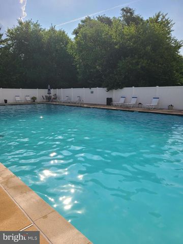 506 ASHTON LN #506, New Castle, DE 19720