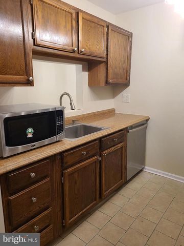 506 ASHTON LN #506, New Castle, DE 19720