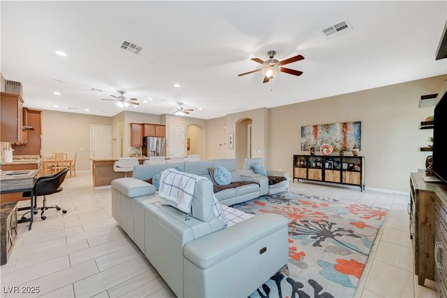 11334 Quantum Brooks Street, Las Vegas, NV 89183