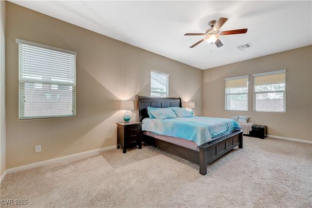 11334 Quantum Brooks Street, Las Vegas, NV 89183