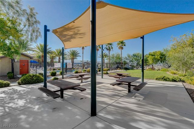 11334 Quantum Brooks Street, Las Vegas, NV 89183