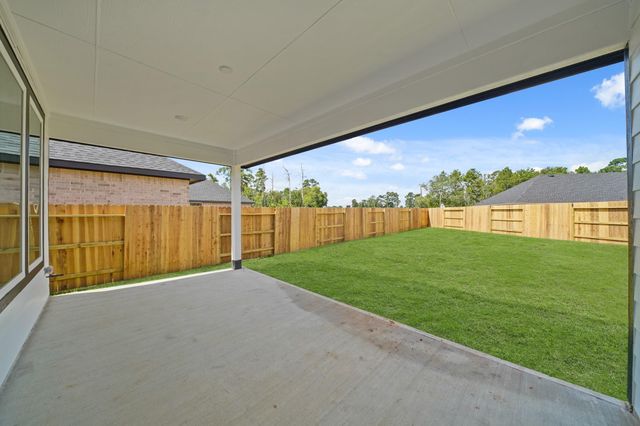 215 Springfield Terrace Court, Conroe, TX 77304