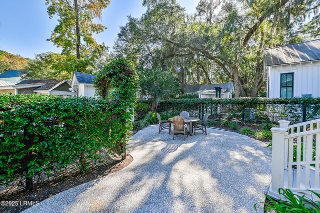 1 Hollingsworth Run, Beaufort, SC 29906