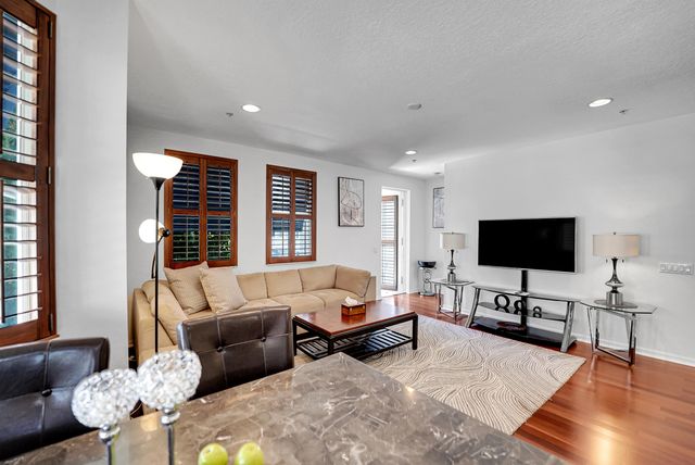 1388 Via De Pepi, Boynton Beach, FL 33426