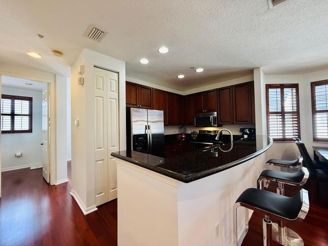 1388 Via De Pepi, Boynton Beach, FL 33426