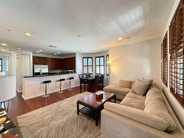 1388 Via De Pepi, Boynton Beach, FL 33426