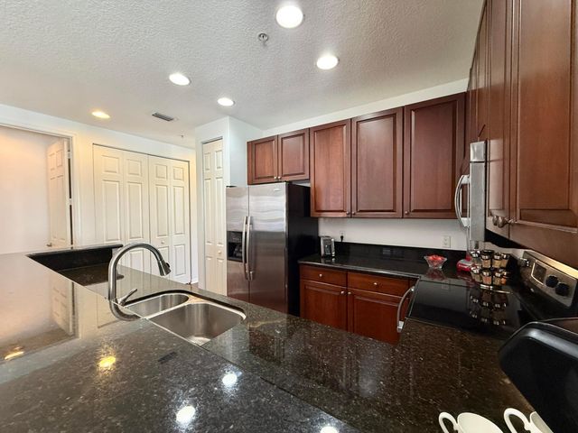 1388 Via De Pepi, Boynton Beach, FL 33426