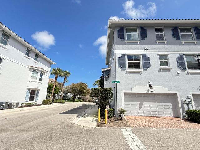 1388 Via De Pepi, Boynton Beach, FL 33426