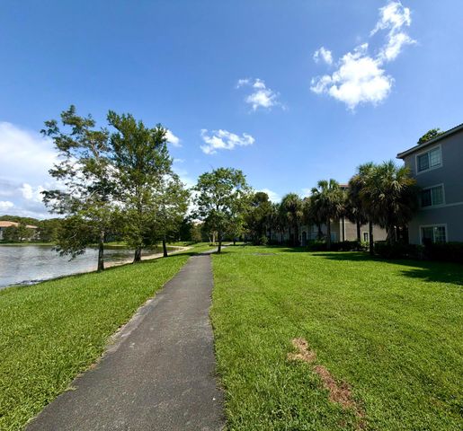5550 Wiles Road Unit 105, Coconut Creek, FL 33073