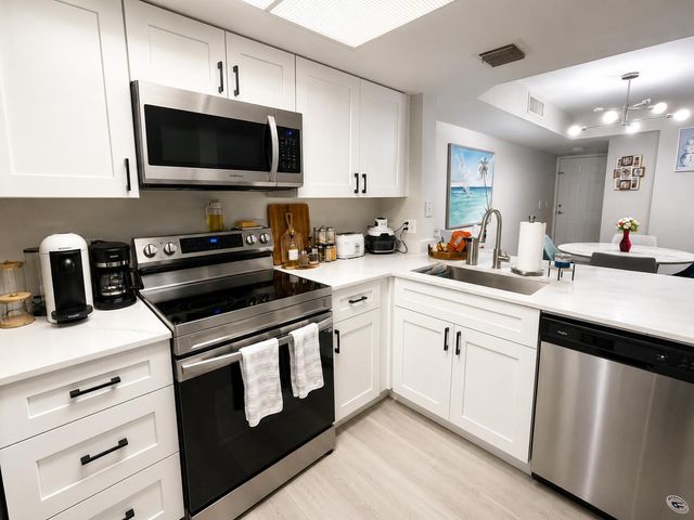 5550 Wiles Road Unit 105, Coconut Creek, FL 33073