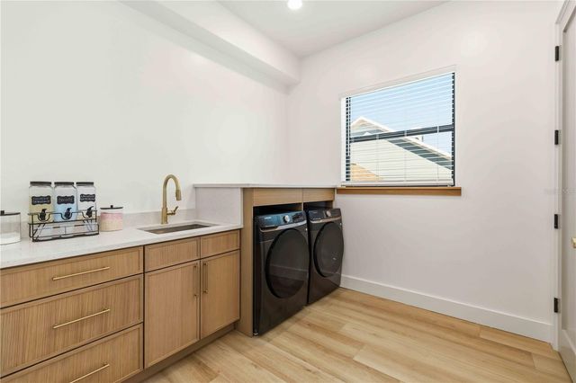 4109 W WATROUS AVENUE, Tampa, FL 33629