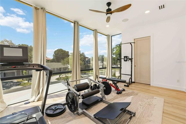 4109 W WATROUS AVENUE, Tampa, FL 33629