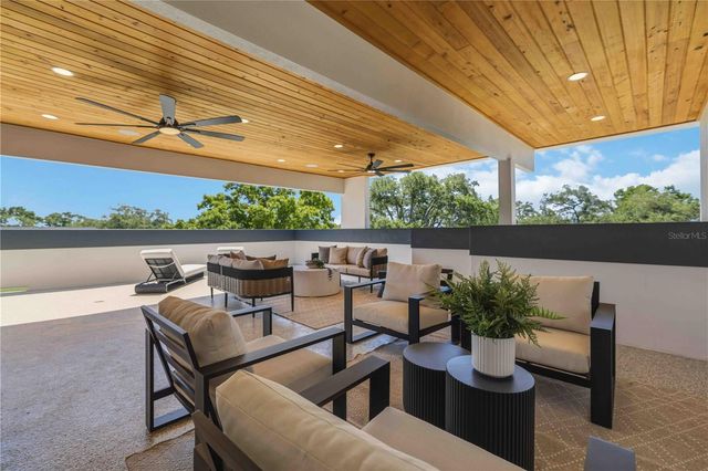 4109 W WATROUS AVENUE, Tampa, FL 33629