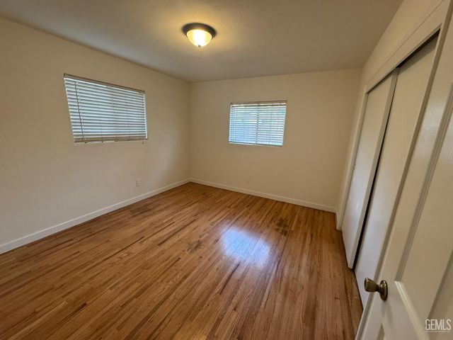 2100 Kent Drive, Bakersfield, CA 93306