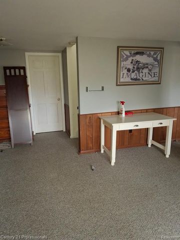 2513 Golden Shores Drive, Fenton, MI 48430