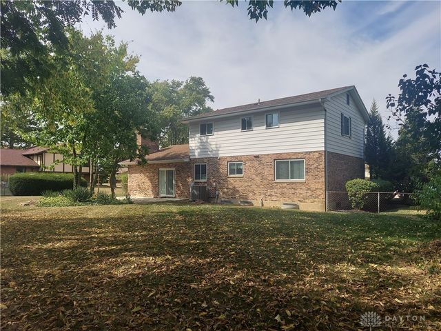 322 Rankin Drive, Englewood, OH 45322