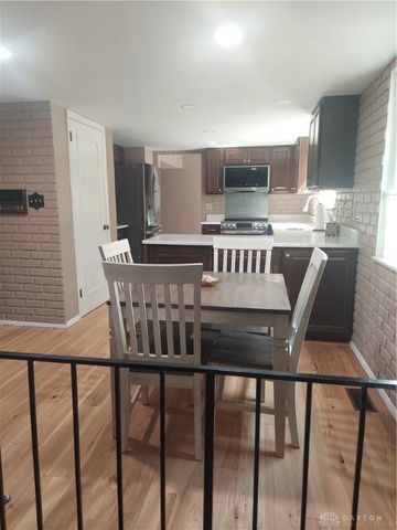 322 Rankin Drive, Englewood, OH 45322