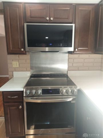 322 Rankin Drive, Englewood, OH 45322