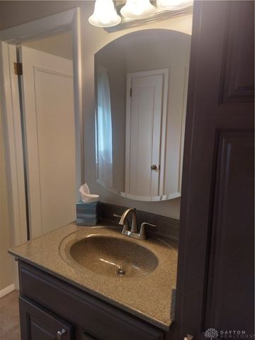 322 Rankin Drive, Englewood, OH 45322