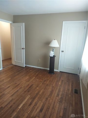 322 Rankin Drive, Englewood, OH 45322