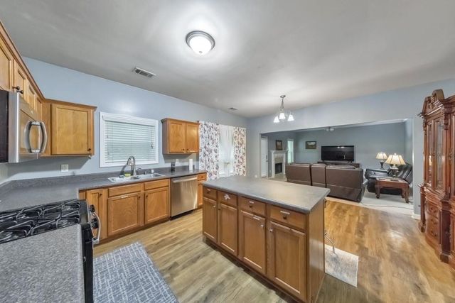 179 Holbrook Drive, Dallas, GA 30132