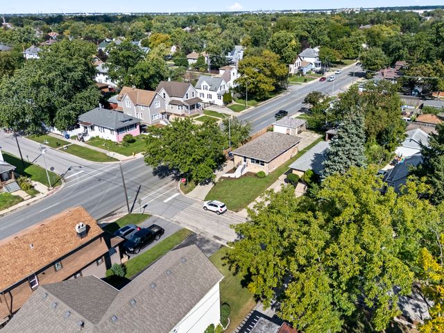 95 Erie Street, Maywood, IL 60153