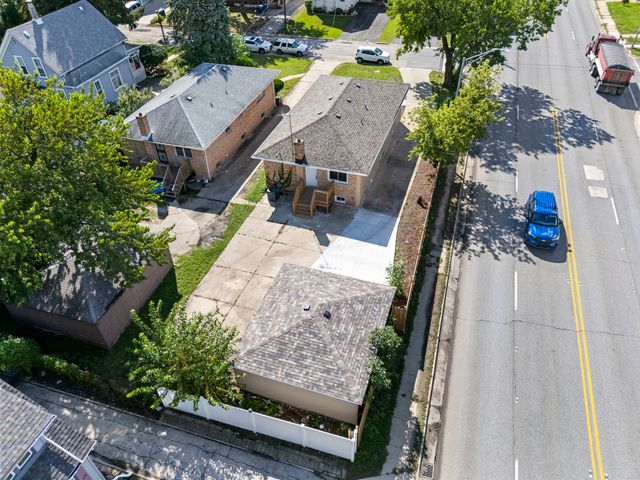 95 Erie Street, Maywood, IL 60153