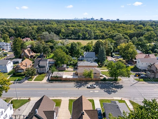 95 Erie Street, Maywood, IL 60153