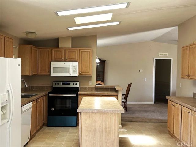 11120 Colt Avenue, Lucerne Valley, CA 92356