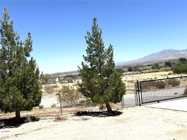 11120 Colt Avenue, Lucerne Valley, CA 92356