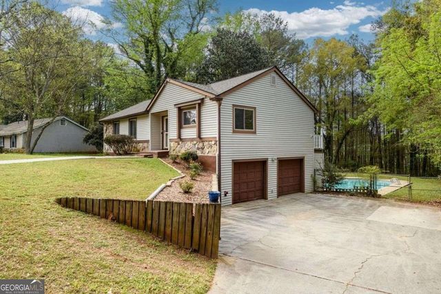 3844 Scarsborough Drive, Lawrenceville, GA 30044