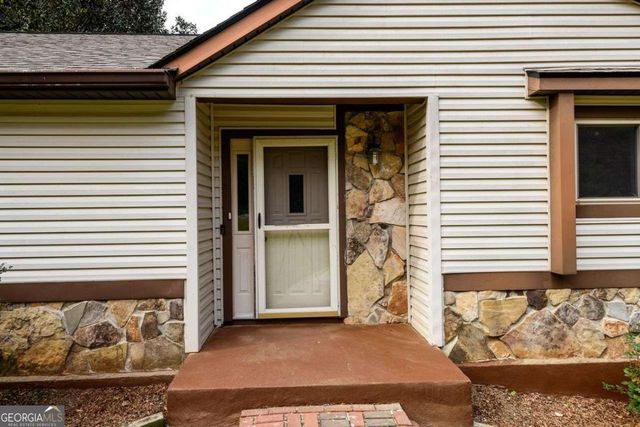 3844 Scarsborough Drive, Lawrenceville, GA 30044