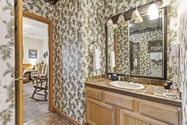 271 Oakridge Road 1, Branson, MO 65616