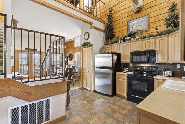 271 Oakridge Road 1, Branson, MO 65616