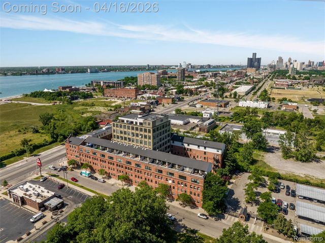 6533 E Jefferson 312, Detroit, MI 48207